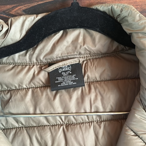 True Classic Puffer - Picture 2 of 4